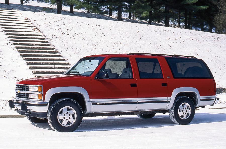  Chevrolet 1500 Suburban (GMT400) 1992 года  (фото 5 из 9)